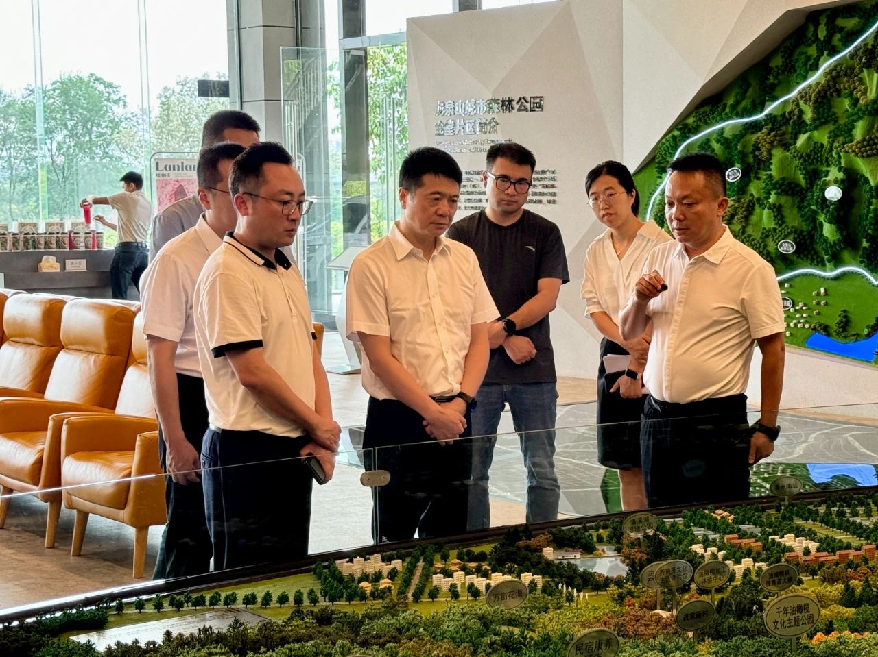 省pp电子集团党委书记、董事长游勇带队赴聚峰谷项目开展汛期清静生产检查并调研生产谋划情形